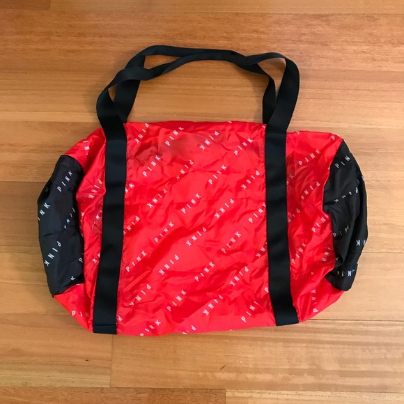 Red, black & white packable duffel bag - Picture 2 of 6